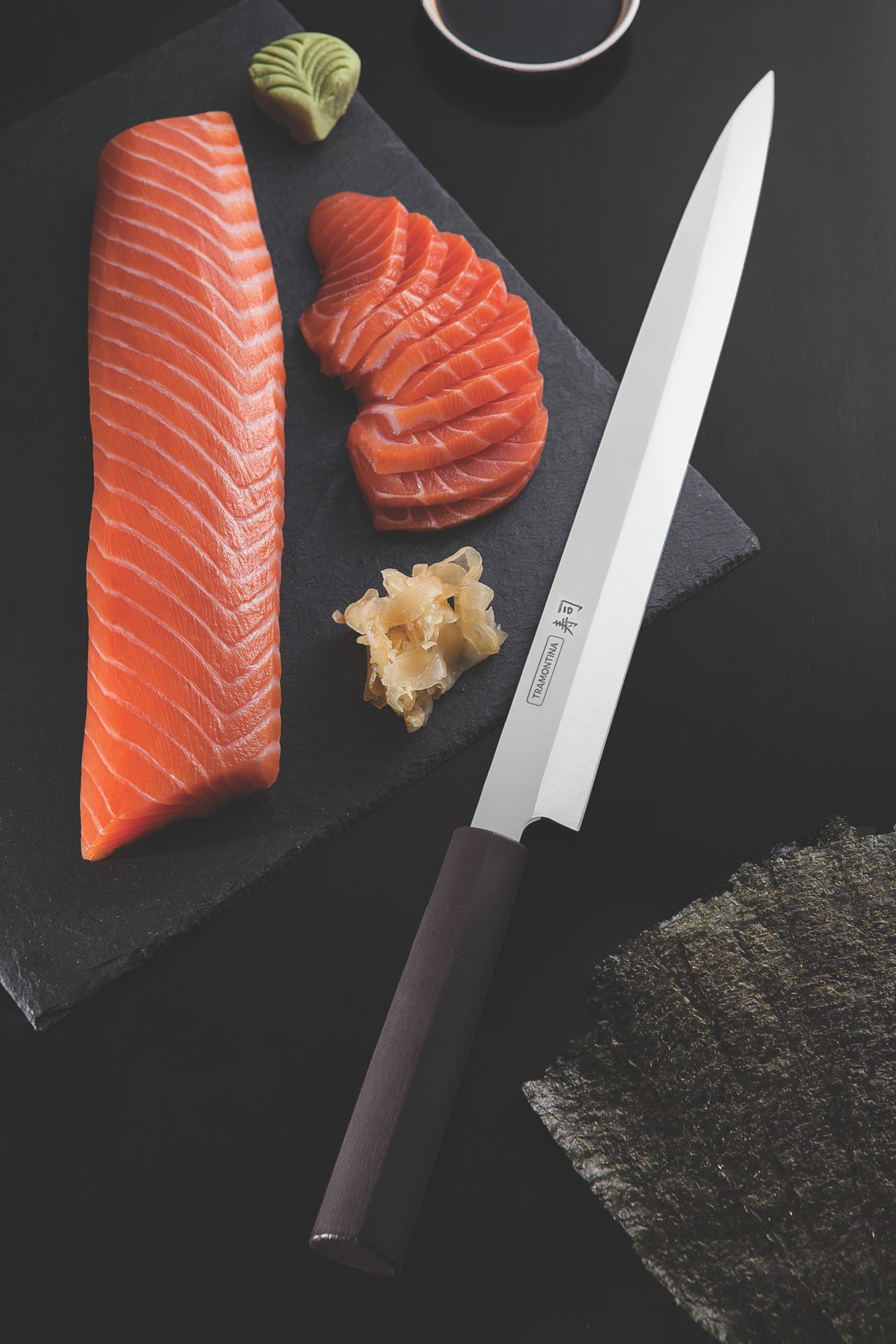 Faca Yanagiba Sushi com Lâmina em Aço Inox e Cabo de Nylon 13