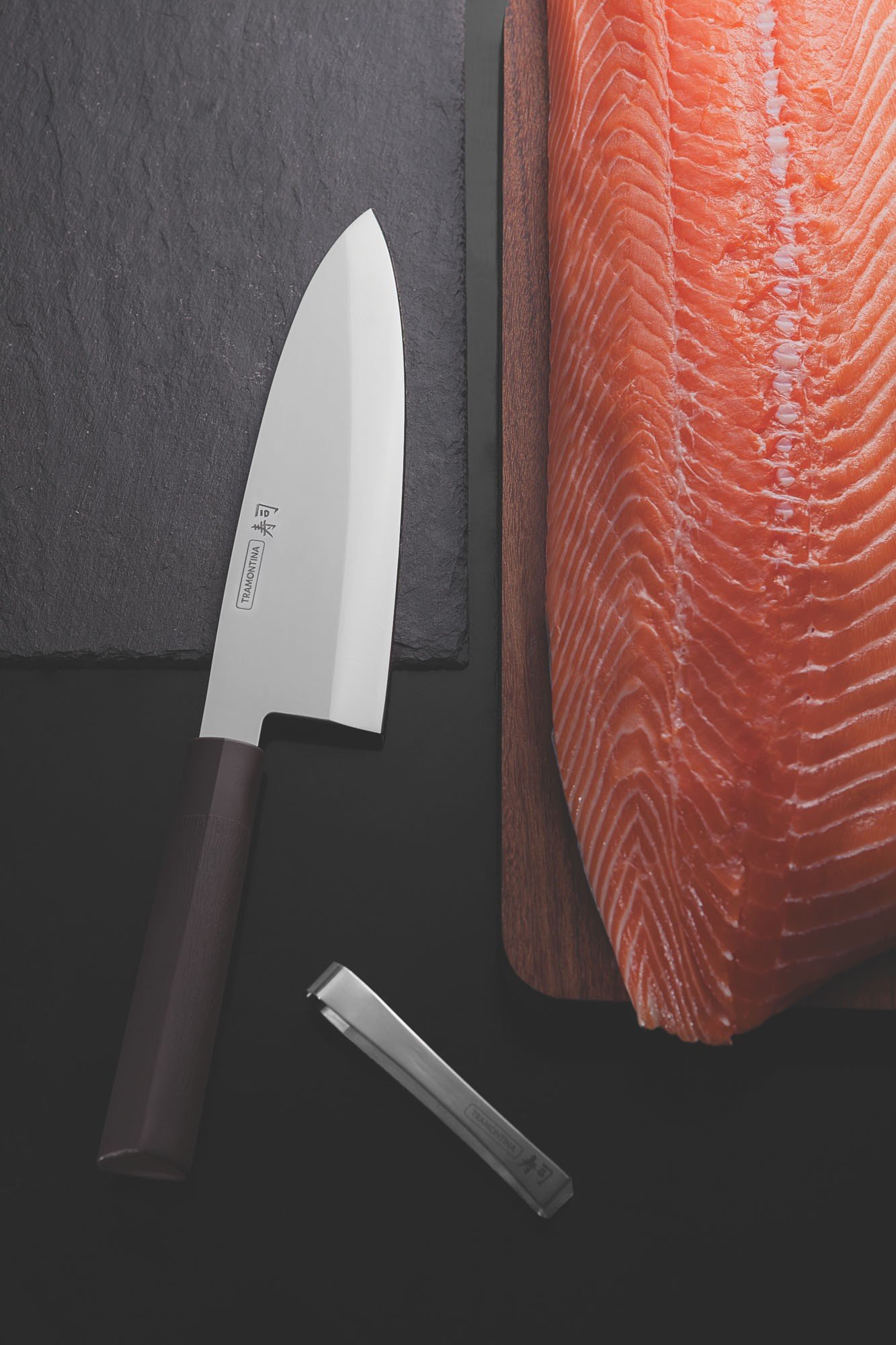 Faca Deba Sushi com Lâmina em Aço Inox e Cabo de Nylon 8